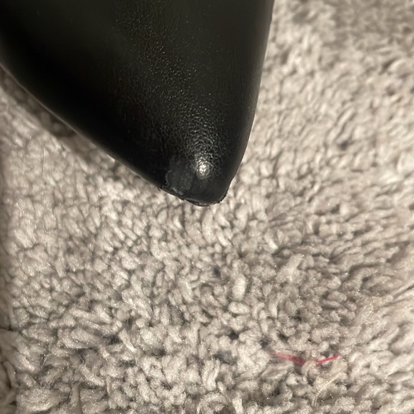 Anne Klein black leather pumps, size 8.5M, EUC - Picture 3 of 7